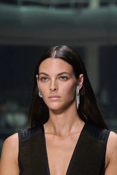 Look 101